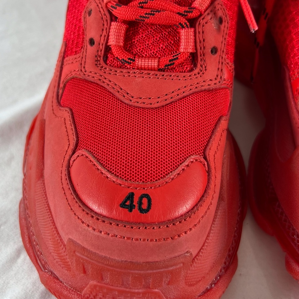 BALENCIAGA Red Triple S Sport Mens Sneakers Marked as 7US - Picture 6 of 17